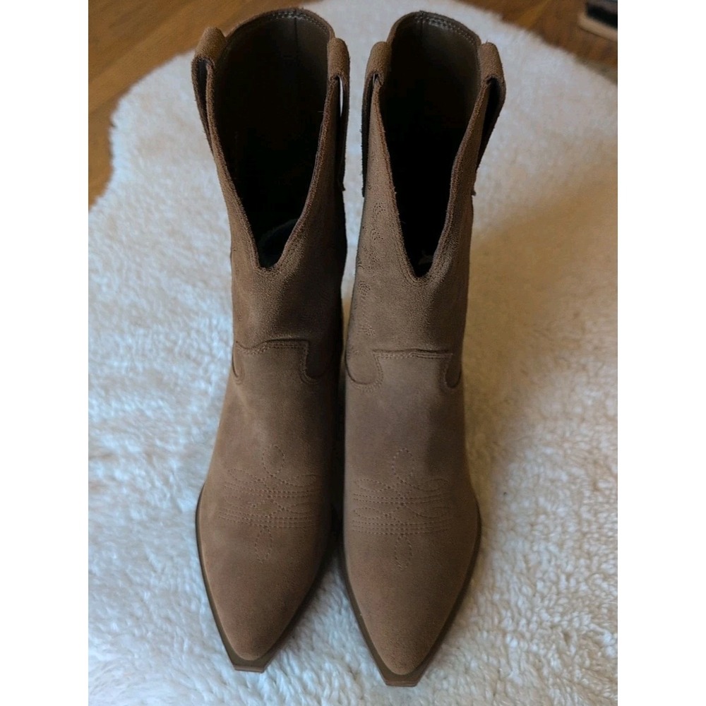Nine West Snip Toe Cowboy Boots Brown Faux Suede 2 Inch Heel  Womens Sz 5.5 EUC